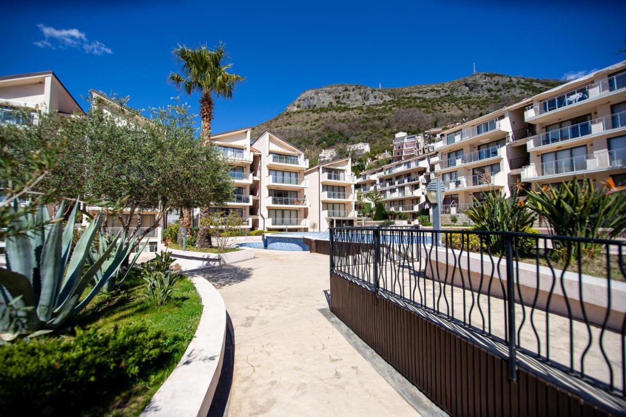 Sophie Apartment Budva Exterior foto